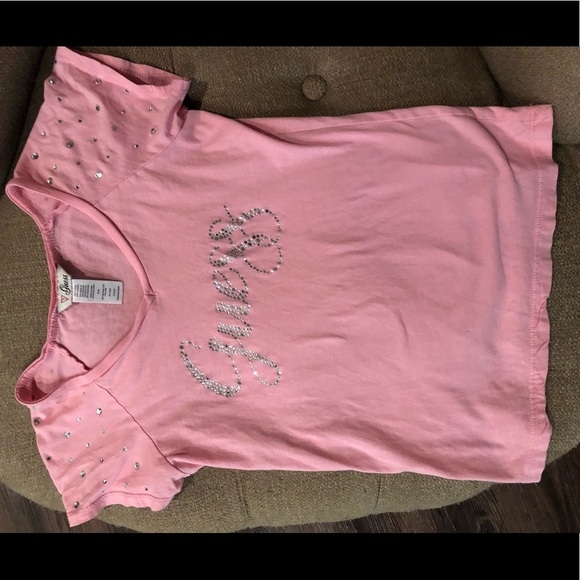 Girls Guess size 8 sequin pink T-shirt very soft - Picture 2 of 3